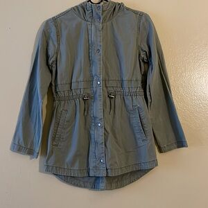Kids jacket 🧥, old navy, size XL 14, color green. Good condition.